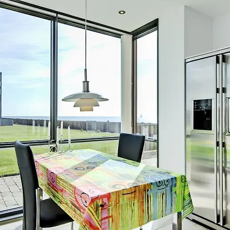 Holiday With Exclusive Panoramic View 098607 *